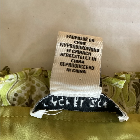 Rachael Zoe Green/Metallic Gold Paisley Flutter Cap Sleeve Pull on Lined Top SM - Picture 9 of 10